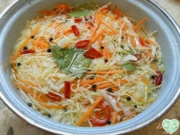 Остренькая капуста быстрого приготовления
