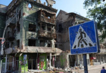 Дезертир рассказал, как «азовцы»* занимали позиции в домах Мариуполя