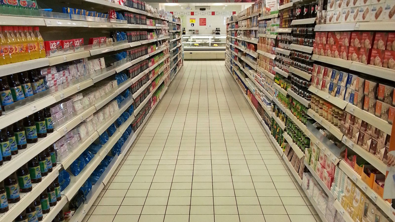 Глава Союза потребителей объяснил устойчивость к санкциям цен на продукты в России