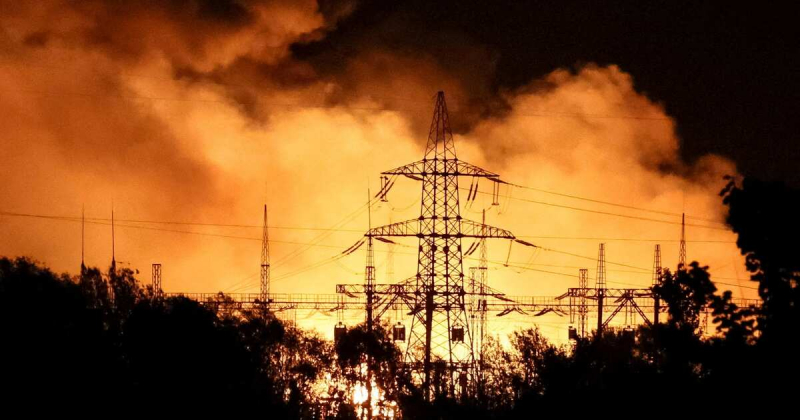 В Харькове после взрыва разрушен промышленный объект