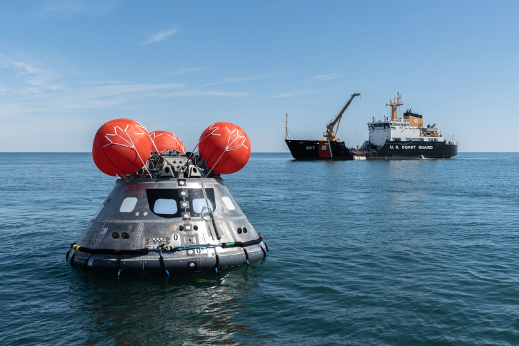 Лунный корабль NASA Orion успешно вернулся на Землю&nbsp;&mdash; миссия Artemis I завершена