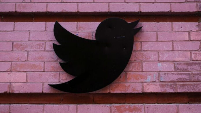 otnyne-v-twitter-zapreshheno-publikovat-ssylki-na-rjad-konkurirujushhih-socialnyh-setej-3dba65b