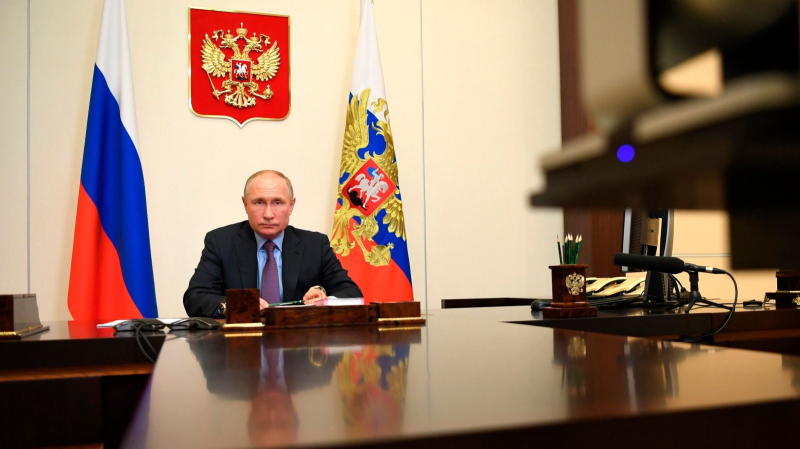 Путин назвал рекордными объемы строительства региональных и местных дорог в 2022 году