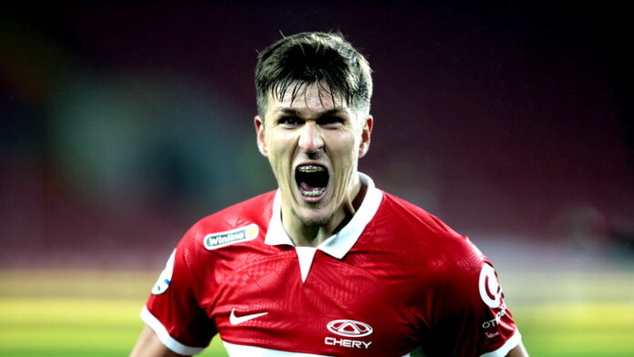 sobolev-ne-schitaju-sebja-supertehnichnym-futbolistom-inogda-sluchajno-chto-to-tam-zakovyrjaju-4a7cca1