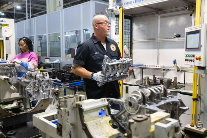 gm-investiruet-854-mln-v-proizvodstvo-dvs-i-ishhet-novogo-partnjora-dlja-stroitelstva-chetvjortogo-predprijatija-po-vypusku-akkumuljatorov-c16a8f9