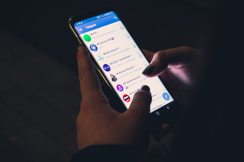 Роскомнадзор объявил Telegram иностранным мессенджером &mdash; это сделает интеграцию с банками незаконной