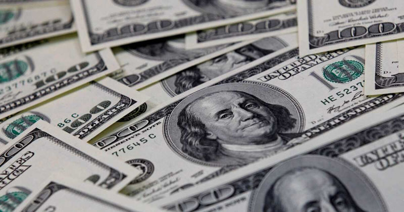 В США назвали два условия для экономической агонии страны