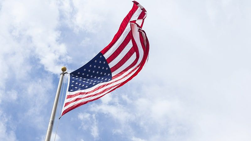 Минторг США запретил экспортировать в Россию смартфоны, посудомойки и пылесосы