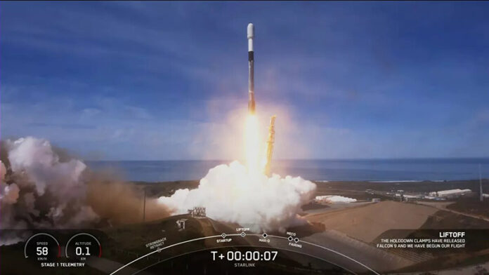 spacex-oshtrafovali-za-narushenie-pravil-kosmicheskogo-starta-kompanija-ne-otpravila-reguljatoru-raschjoty-bezopasnosti-dde2271