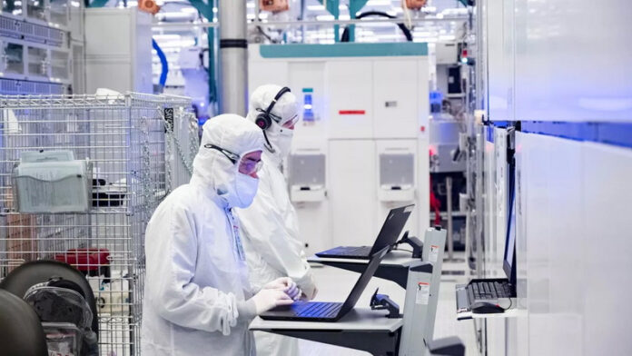 intel-zavershila-razrabotku-18-i-2-nm-tehprocessov-dlja-vypuska-samyh-peredovyh-chipov-ih-vnedrjat-v-2024-godu-8d761f5