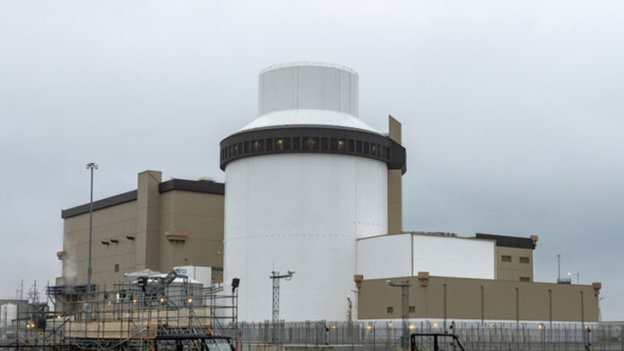 pervyj-postroennyj-v-ssha-za-30-let-atomnyj-reaktor-dostig-nachalnoj-kritichnosti-reakcija-delenija-stala-samopodderzhivajushhejsja-2aa2b9f