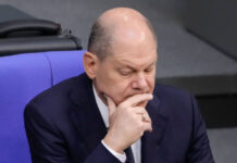 «Путин не прогадал»: немцы «приложили» Шольца за отрицание проблем без России