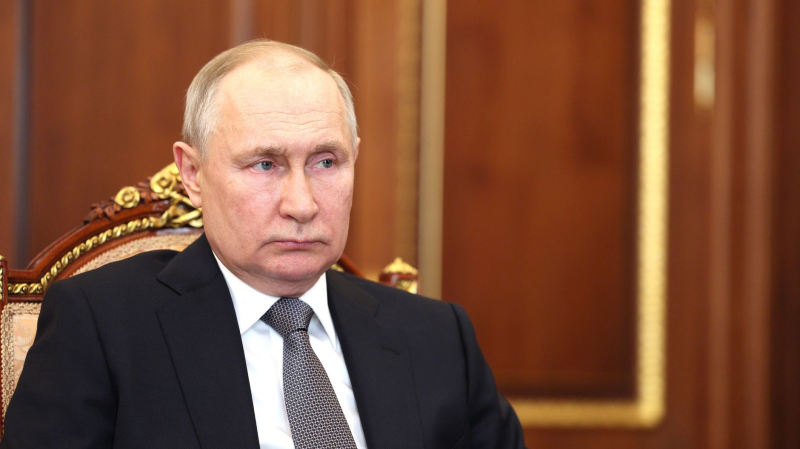 Путин призвал Минсельхоз помочь аграриям в новых регионах России