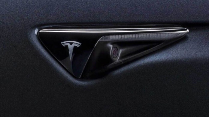 v-ssha-uzhe-nashlis-juristy-gotovye-zarabotat-na-skandale-so-zloupotreblenijami-polzovatelskimi-video-sotrudnikami-tesla-2c44102