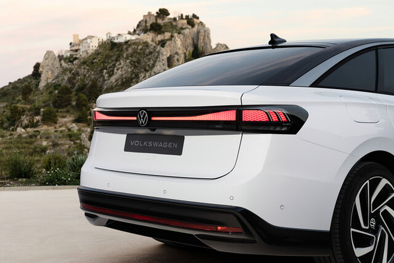 Volkswagen представила электрический седан ID.7 — потенциального конкурента для Tesla Model 3