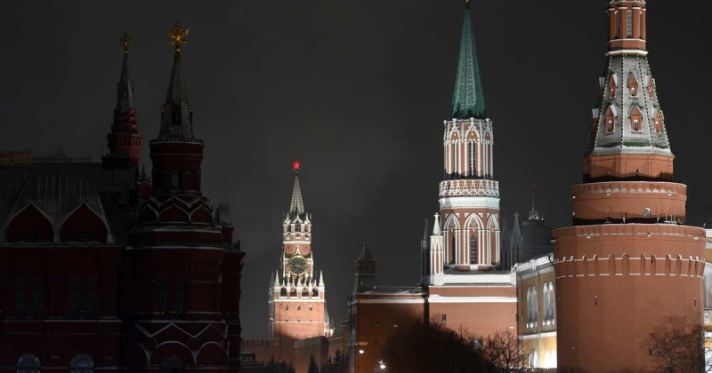 Журналист из США не поверил в версию об участии РФ в атаке на Кремль