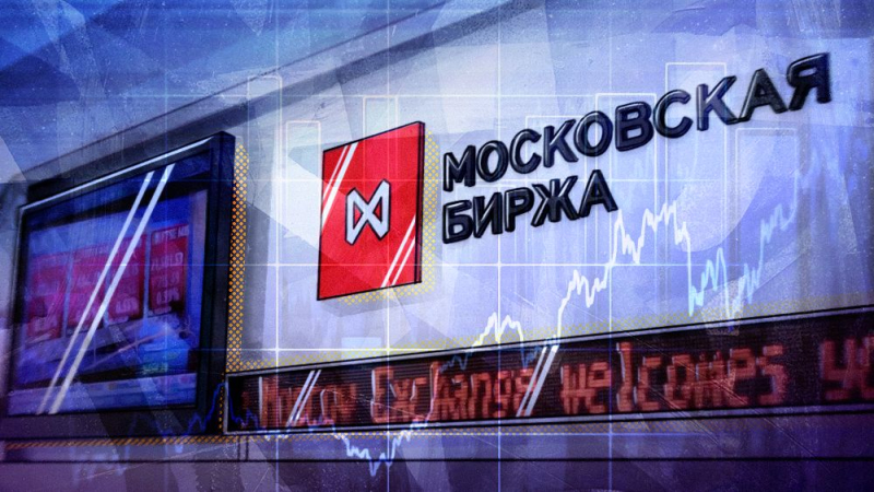 Курс доллара поднялся до 82 рублей впервые с 17 апреля