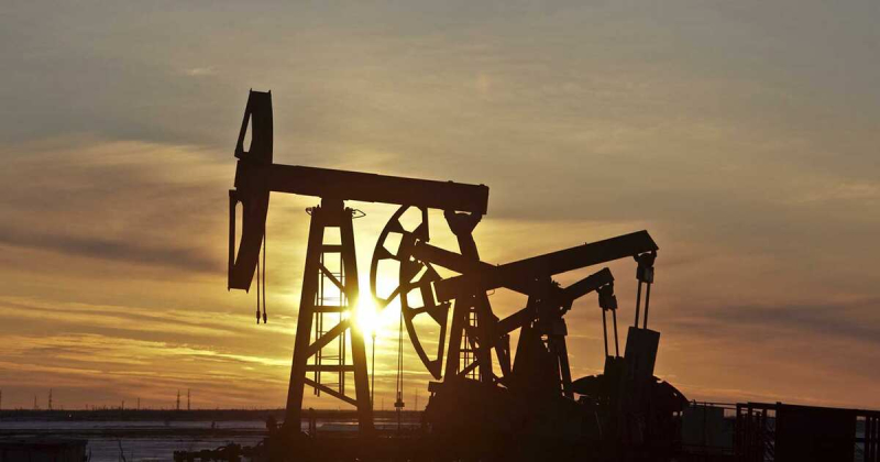 США призвали Индию присоединиться к "потолку цен" на российскую нефть