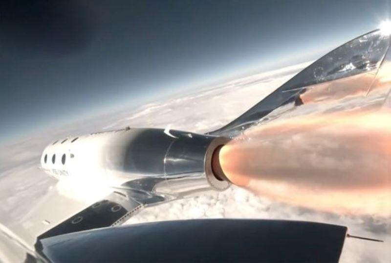 Virgin Galactic успешно выполнила первый коммерческий суборбитальный полёт&nbsp;&mdash; акции обвалились на 11 %