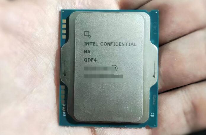 otmenjonnyj-processor-intel-meteor-lake-s-dlja-soketa-lga-1851-zasvetilsja-na-foto-cccfa94