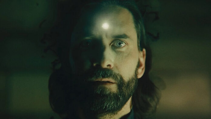 alan-wake-ii-poluchit-professionalnuju-russkuju-ozvuchku-ot-gamesvoice-esli-udastsja-sobrat-pochti-million-rublej-22ce29e