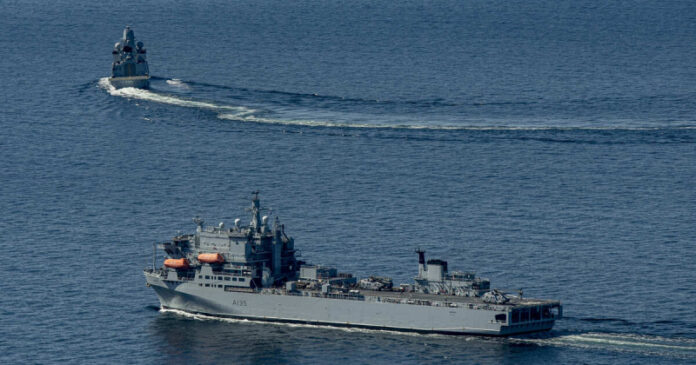 smi-britanija-napravit-dva-korablja-v-sredizemnoe-more-v-znak-podderzhki-izrailja-af7bece