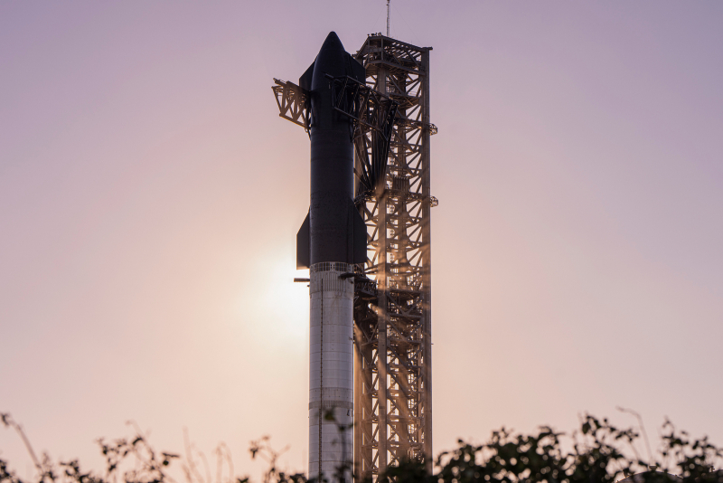 SpaceX запустила Starship: ракета взорвалась, корабль потерялся 