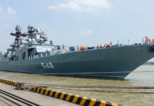 Отряд боевых кораблей ТOФ РФ прибыл во вьетнамский порт Камрань