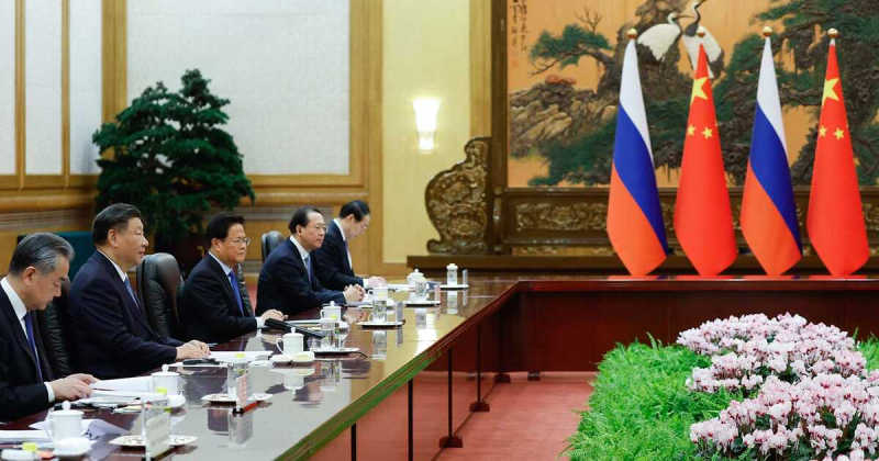 Си Цзиньпин: Китай поддерживает российский народ на выбранном им пути развития