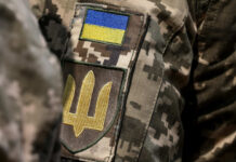 Украинский военный взял в заложники жену и ребенка в Одессе