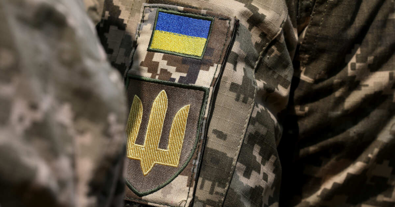 Украинский военный взял в заложники жену и ребенка в Одессе