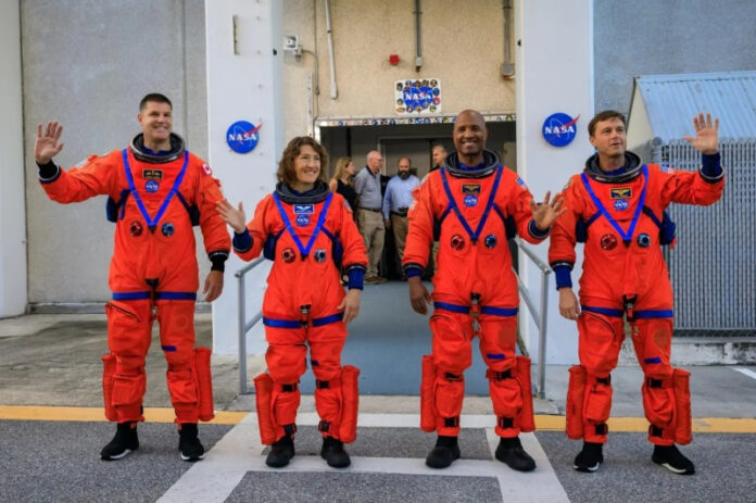 nasa-otlozhilo-na-god-vozvrashhenie-astronavtov-na-lunu-939e155