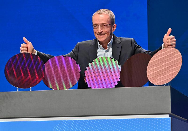 Intel анонсировала техпроцесс Intel 14A — его запустят в 2027 году с использованием литографии High-NA EUV