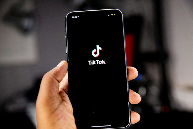 Глава TikTok призвал американцев «защитить свои конституционные права» и не допустить блокировки платформы в США