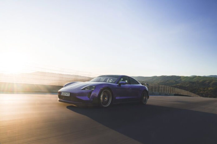 predstavlen-samyj-moshhnyj-porsche-v-istorii-elektromobil-taycan-turbo-gt-moshhnostju-pochti-1100-ls-bb251fc