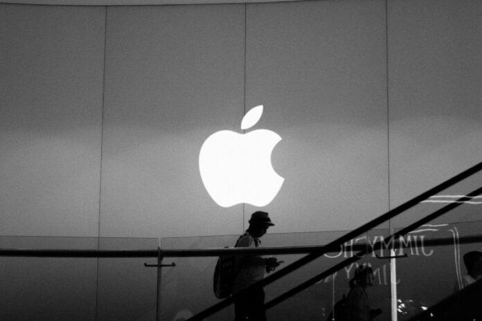 apple-nastaivaet-na-obosnovannosti-komissii-v-27-za-platezhi-vne-app-storenbsp-sud-v-etom-somnevaetsja-18e44ee.jpg