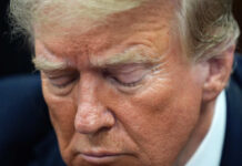 Трампа признали виновным по всем 34 пунктам обвинения