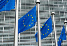 ЕС утвердил запрет доступа к ряду российских СМИ, включая «Известия»