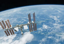 NASA поручило SpaceX утопить МКС, когда придёт время