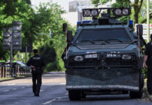 Полиция оцепила территорию вокруг места проведения съезда АдГ в Эссене