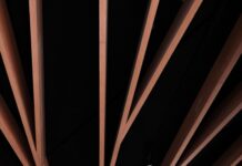 Кубообразные реечные потолки