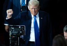 Трамп назвал Байдена и Харрис позором для США