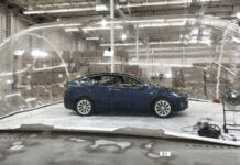 Акционеры Tesla всё активнее выражают недовольство практикой перераспределения ресурсов между компаниями Илона Маска