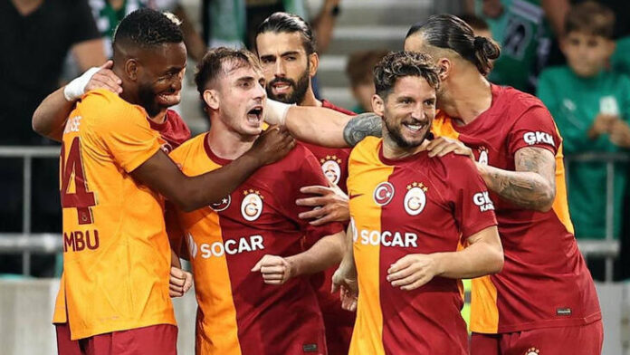 luchesku-paok-pokazal-s-galatasaraem-jarkij-futbol-cd05d28.jpg