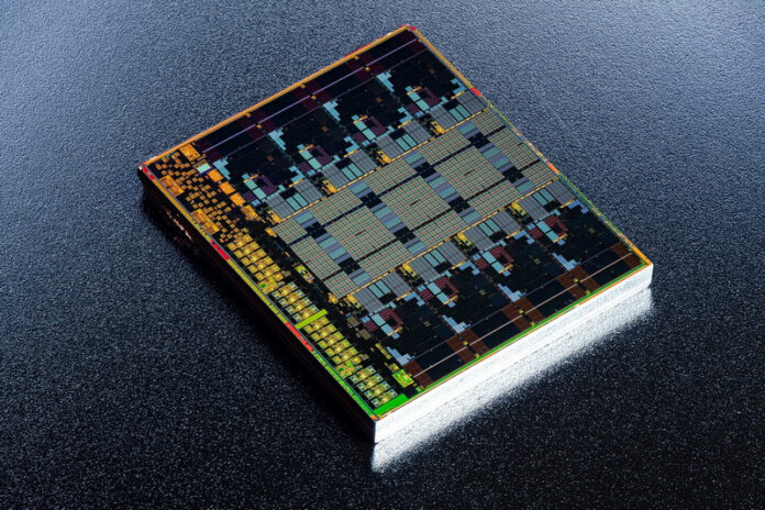 opublikovany-detalizirovannye-izobrazhenija-kristallov-ryzen-9000-2421108.jpg